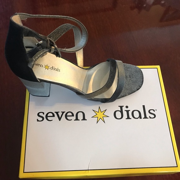 Seven Dials Sueded Sandal - NWOT - Size 10 - Picture 2 of 4